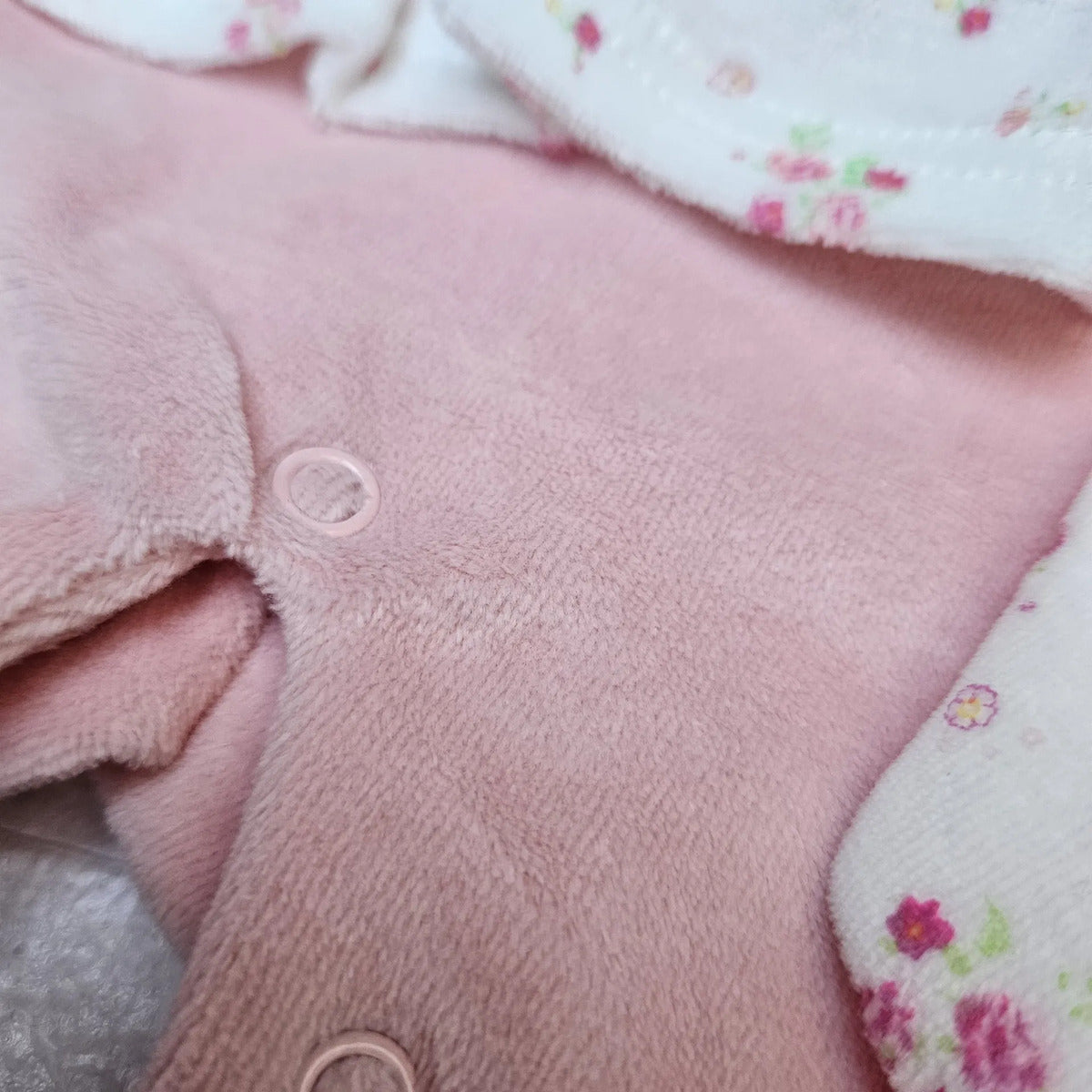 Set de Enterito de Plush, Ajuar y Tuto para Bebé · 0 a 3 Meses
