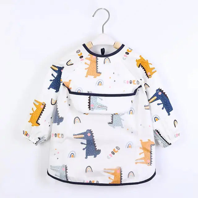 Kit de Alimentación con Babero Estampado y Accesorios