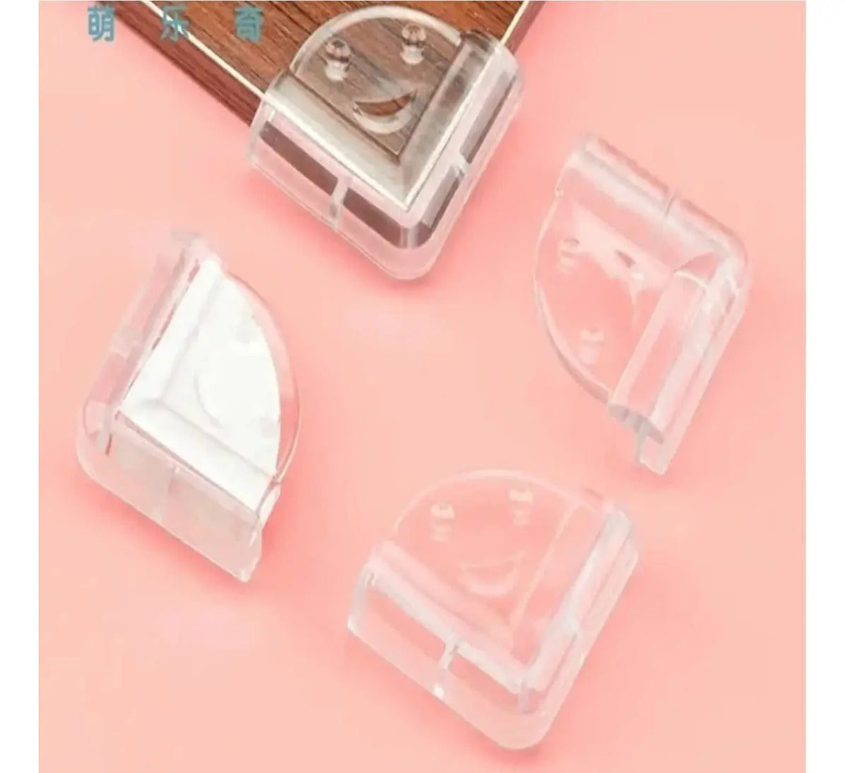 Pack de 4 Esquineros Cuadrados de Silicona Transparente
