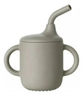 Vaso de silicona con bombilla y asas gris oscuro